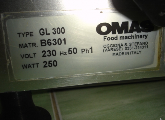 ขายเครื่องสไลด์เนื้อขนาด 12 นิ้ว OMAS GL 300