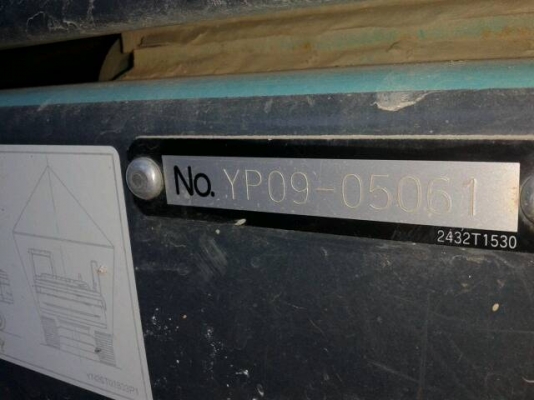 SK140LC  YP09-05061    4439ชม. รถสวยมาก พร้อมใช้..