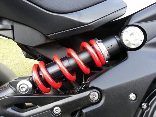 ขายNINJA 650 2013 สีขาว ไร้ริวรอย สะอาด ใส สภาพใหม่ใช้น้อย 3,8xxกม.(แท้) ขายNINJA 650 2013 สีขาว ไร้ริวรอย สะอาด ใส สภาพใหม่ใช้น้อย 3,8xxกม.(แท้)