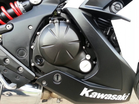 ขายNINJA 650 2013 สีขาว ไร้ริวรอย สะอาด ใส สภาพใหม่ใช้น้อย 3,8xxกม.(แท้) ขายNINJA 650 2013 สีขาว ไร้ริวรอย สะอาด ใส สภาพใหม่ใช้น้อย 3,8xxกม.(แท้)