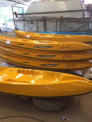 เรือคายัค ส่งสินค้าฟรีทั่วไทย www.wirotfiberboats.com