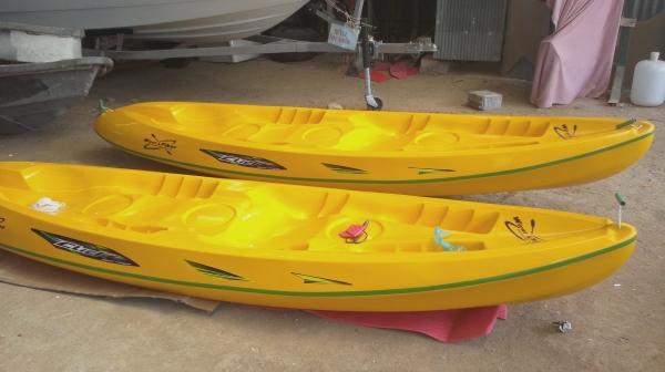 เรือคายัค ส่งสินค้าฟรีทั่วไทย www.wirotfiberboats.com