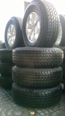 ขายล้อTOYOTAขอบ16พร้อมยางป้ายแดงชุดละ20500