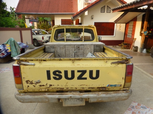 isuzu kb20 กันชนเล็ก lpgลงเล่ม isuzu kb20 กันชนเล็ก lpgลงเล่ม
