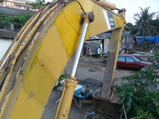 Kobelco SK200 Mark  YN 907 เครื่องเดิม ปั้ม K3V ตัวเดินใหญ่ เอกสารพร้อม