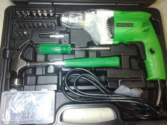 สว่านฮิตาชิแท้ พร้อม accessory set  จับได้ 13 mm impact drill  มาพร้อมแท่นจับเจาะงานได้สะดวก
