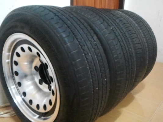 ล้อ15x7.5 ET-28  6/139 1ชุดพร้อมยางตามสภาพ