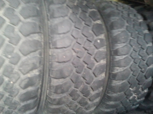 ล้อยาง32x10.5R15ปี09 ล้อเกือบใหม่ใช้งานน้อย