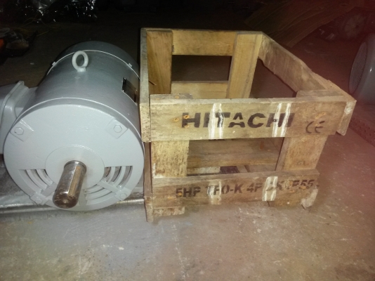 ขายมอเตอร์ 5HP 4P 220V 50Hz (มอเตอร์ 5แรงไฟบ้าน)