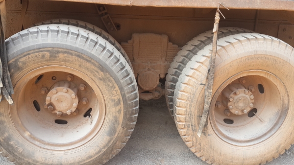 ขายด่วนไอ้หลงโบสองเพลาดั้มแม่ลูกสิบสปีดราคาโคตรถูก ตามสภาพFN527MTF 3200โทร0801515451