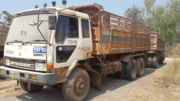 ขายด่วนไอ้หลงโบสองเพลาดั้มแม่ลูกสิบสปีดราคาโคตรถูก ตามสภาพFN527MTF 3200โทร0801515451