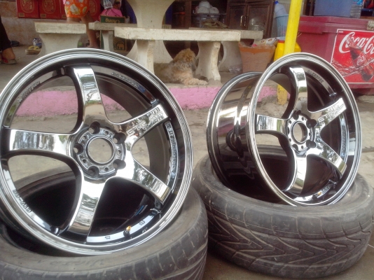 ขายแม็ก18 5/114.3 กว้าง 8 gtr สปอรต์ et40สีแบ็ลคโคม สวยเดิมเงาๆ