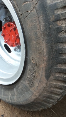 **265,000 บ.ต่อรอง**ขาย 6ล้อ ISUZU KS 110 แรง 4BE1 110แรงแห้งดี ไม่เยิ้ม เกียร์ดีไม่หลุด ช่วงล่างดีคานหน้าเดิม เฟืองท้าย115 คัสซีดี มีปะล่างกลางตัวซ้ายหน่อย สาดสีใหม่ กระบะดีมีผุชายบ้าง พื้นดีไม่ผุ ตงใหม่ใหญ่ หัวเก๋งดีไม่ผุภายในดีคอนโซลดี ยาง7.50ดี4เ้ส้นพ **265,000 บ.ต่อรอง**ขาย 6ล้อ ISUZU KS 110 แรง 4BE1 110แรงแห้งดี ไม่เยิ้ม เกียร์ดีไม่หลุด ช่วงล่างดีคานหน้าเดิม เฟืองท้าย115 คัสซีดี มีปะล่างกลางตัวซ้ายหน่อย สาดสีใหม่ กระบะดีมีผุชายบ้าง พื้นดีไม่ผุ ตงใหม่ใหญ่ หัวเก๋งดีไม่ผุภายในดีคอนโซลดี ยาง7.50ดี4เ้ส้นพ