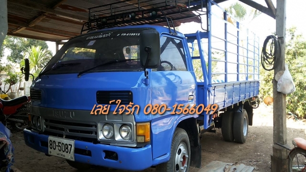 **265,000 บ.ต่อรอง**ขาย 6ล้อ ISUZU KS 110 แรง 4BE1 110แรงแห้งดี ไม่เยิ้ม เกียร์ดีไม่หลุด ช่วงล่างดีคานหน้าเดิม เฟืองท้าย115 คัสซีดี มีปะล่างกลางตัวซ้ายหน่อย สาดสีใหม่ กระบะดีมีผุชายบ้าง พื้นดีไม่ผุ ตงใหม่ใหญ่ หัวเก๋งดีไม่ผุภายในดีคอนโซลดี ยาง7.50ดี4เ้ส้นพ