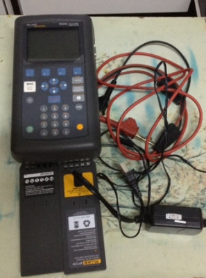 เครื่องวิเคราะงานโทรศัพท์และหาจุดขาดสายทองแดง Fluke 990DSL + TDR V4.0.3 Made in USA เครื่องวิเคราะงานโทรศัพท์และหาจุดขาดสายทองแดง Fluke 990DSL + TDR V4.0.3 Made in USA