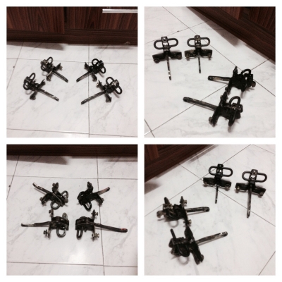 ขายกันเลยประตู BMW e30 แท้ 4ประตู จำนวน4ชิ้น ราคา1000บาท ถ้าแยกชิ้นละ400บาท โทร0875077464โส กทม