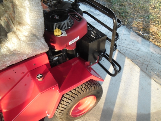 ขายเครื่องตัดหญ้าใหม่