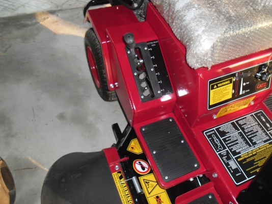 ขายเครื่องตัดหญ้าใหม่