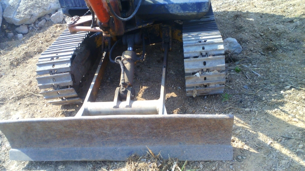 รถขุด KOMATSU PC30-5 ขายตามรูป เฟลมผุ รถขุด KOMATSU PC30-5 ขายตามรูป เฟลมผุ