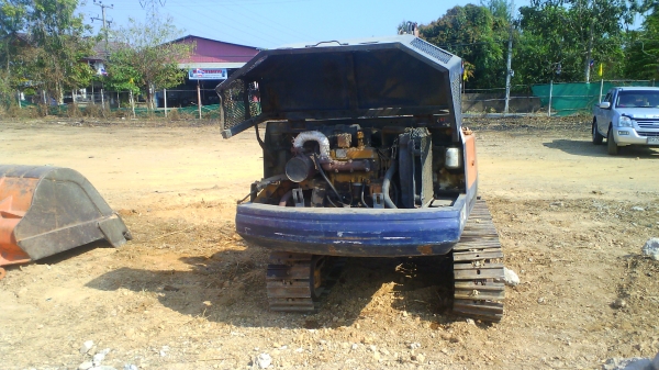 รถขุด KOMATSU PC30-5 ขายตามรูป เฟลมผุ รถขุด KOMATSU PC30-5 ขายตามรูป เฟลมผุ