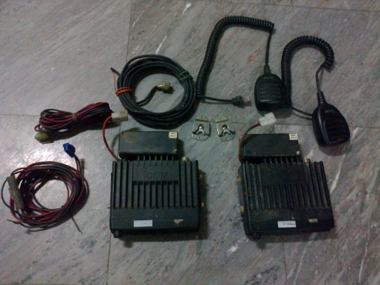 ขาย 2,000บาท วิทยุวอ ติดรถแท็กซี่ จำนวน2ชุด