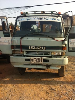 ขายรถบรรทุก เครน หกล้อ  ด่วน