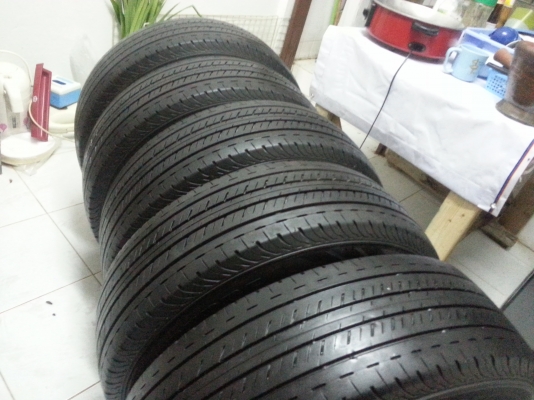 ขายเหมา ยาง215/70/16 5 เส้นปี10 215/75/16 ปี12 3เส้นขายเส้นละ700 ขายเหมา ยาง215/70/16 5 เส้นปี10 215/75/16 ปี12 3เส้นขายเส้นละ700