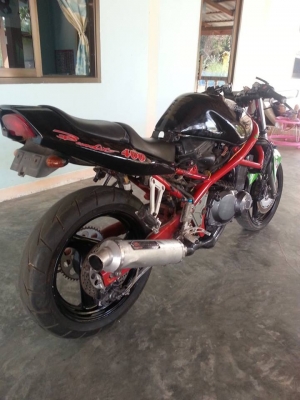 ขายรถจอด Suzuki Bandit 400 ฝาดำ ของครบทุกอย่างครับเอาไปเช็ตเครื่องหน่อยสภาพสวยๆ