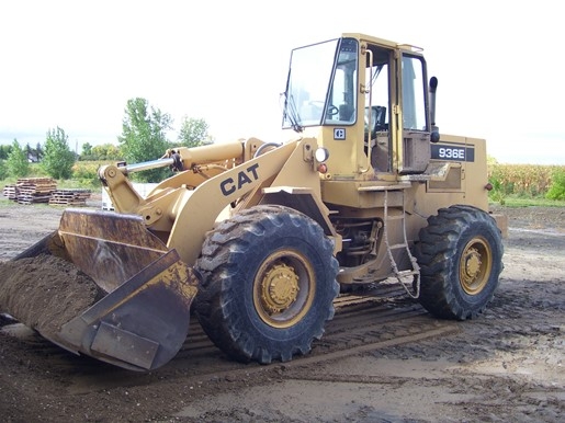 รถตักล้อยางCatterpillar 936E s/no.33Z3138 ปี1988#1,900,000