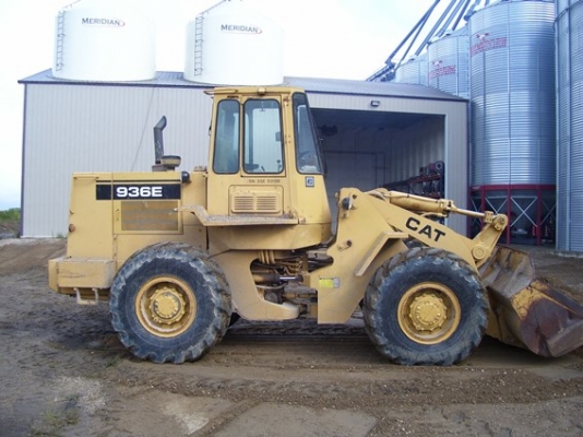 รถตักล้อยางCatterpillar 936E s/no.33Z3138 ปี1988#1,900,000