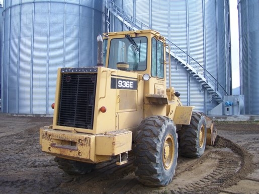 รถตักล้อยางCatterpillar 936E s/no.33Z3138 ปี1988#1,900,000