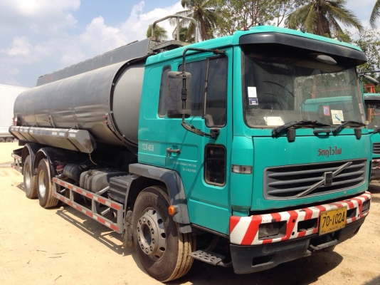 ขายรถน้ำมันสิบล้อวอลโว-พร้อมวิ่งงาน