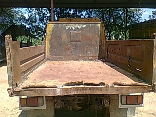 ขาย  6  ล้อ  อิซูซุดั้ม  88  แรงม้า  เกียร์สั้น  ยกหัวได้