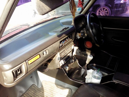 suburu 1600  /ปี1979 /4ด. / LPG เครื่องดี