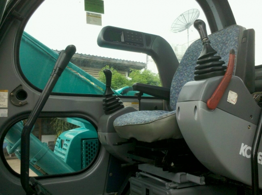 ขายรถแบ๊คโฮลเก่าญี่ปุ่น