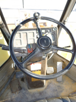 รถตักล้อยาง KOMATSU WA100-1 S/No.33999 4870 ชม. ปี1991