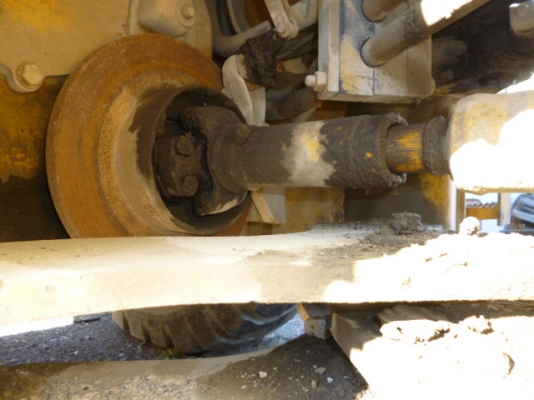 รถตักล้อยาง KOMATSU WA100-1 S/No.33999 4870 ชม. ปี1991