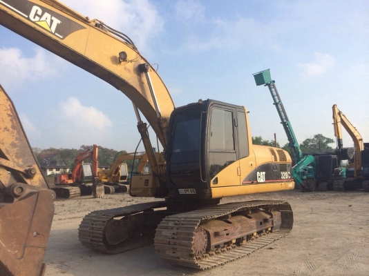 ขายรถแมคโครCAT320C สภาพพร้อมใช้ ไฟฟ้าครบ สนใจติดต่อ บอย 085-156-2314