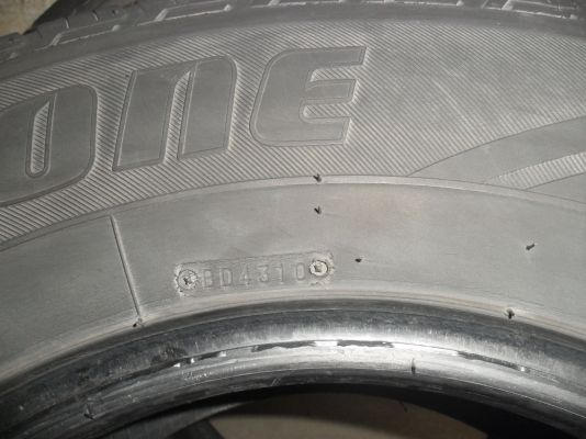 ยาง BRIDGESTONE LEO677 195R14 ปี10 สวยๆ 4 เส้น ราคา 3300 บาท