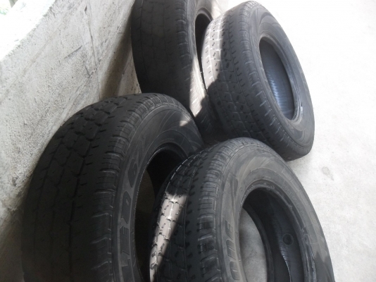 ยาง BRIDGESTONE LEO677 195R14 ปี10 สวยๆ 4 เส้น ราคา 3300 บาท