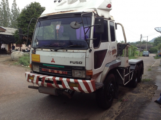 Mitsubishi 10ล้อ 2เพลา หัวลาก (FN527) เครื่อง 220 เทอร์โบอินเตอร์ EURO 1 ปี'45 (แท้) เกียร 10 สปีด หัวดี ซัซซี่สวยมาก ยางพร้อมใช้งาน รถใช้งานอยู่ ขาย 770,000