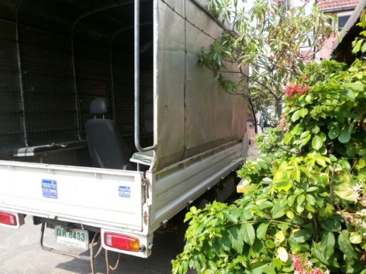 KIA 4 ล้อกลาง ไม่ติดเวลา  ปี 04 สวยเดิม คัสซีสวย เพลาลอย