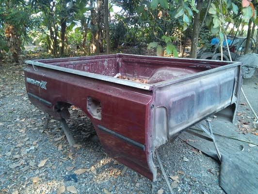 กระบะแ้ท้ TOYOTA ไมตี้แค็ป