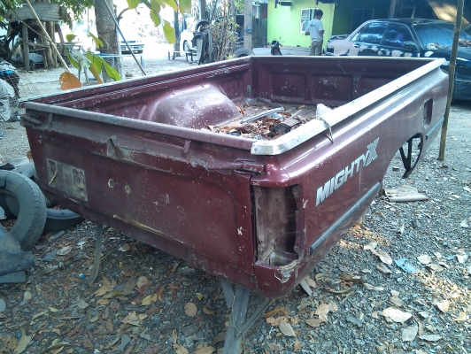 กระบะแ้ท้ TOYOTA ไมตี้แค็ป