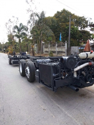 ขายคัสซี 8 ล้อ scania124