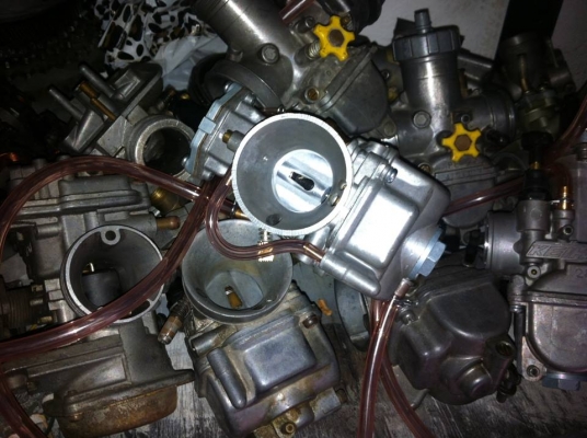 ขายอะไหล่ถูกๆคับ สนใจ 0825671760 กล่องไฟsonic/dash แรงๆ เริ่มที่1300บาทพร้อมส่ง แรงทันทีไม่มีตัดรอบ