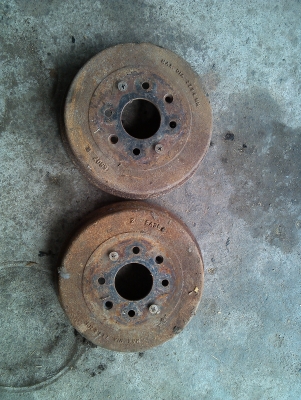 จานเบรคหน้า มาสด้า 1400