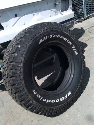 ขายยาง BF GOODRICH  ALLTERRAIN  265 /75 /16 ปี2013 (1 เส้น)