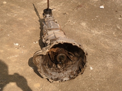 ขาย เกียร์ธรรมดา รถกระบะ นิสสัน Big M สภาพดีใช้งานได้เลย ไม่หลุด ไม่หอน ราคา 5,500 บ  T.092-9351644