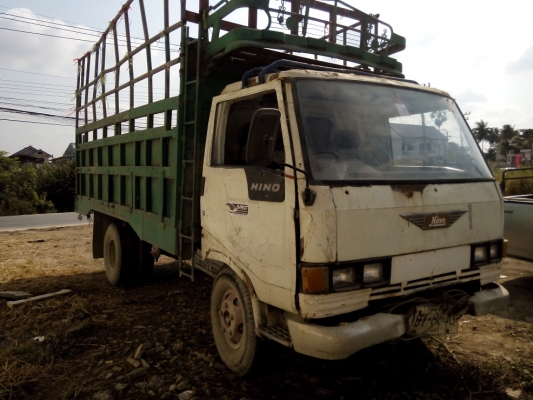 ขายหกล้อไดฮัทสุ เครื่องอีซูซุ 115 แรง ตามสภาพถูกๆครับ